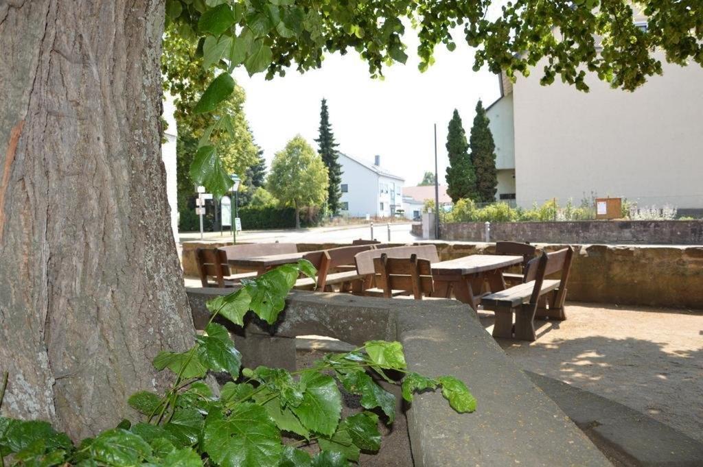 Landgasthof-Hotel Zur Linde Großenlüder Exterior foto